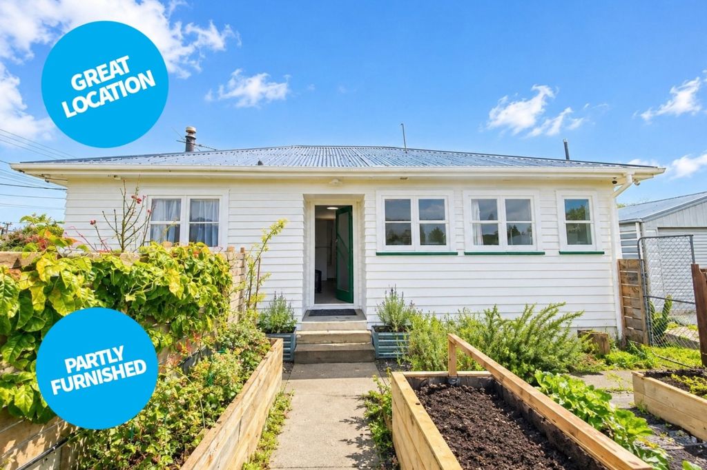 Charming Two-Bedroom Home - Semi Furnished 1