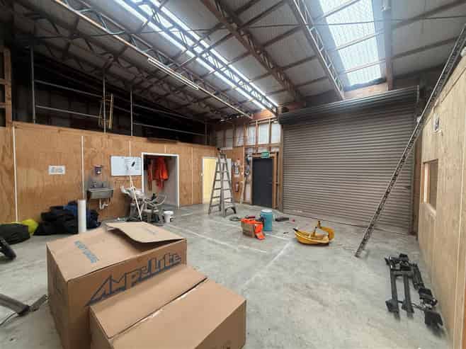 Plimmerton Yard + Workshop