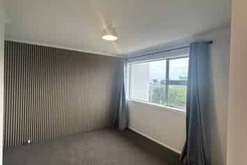 Taranaki - Address withheld