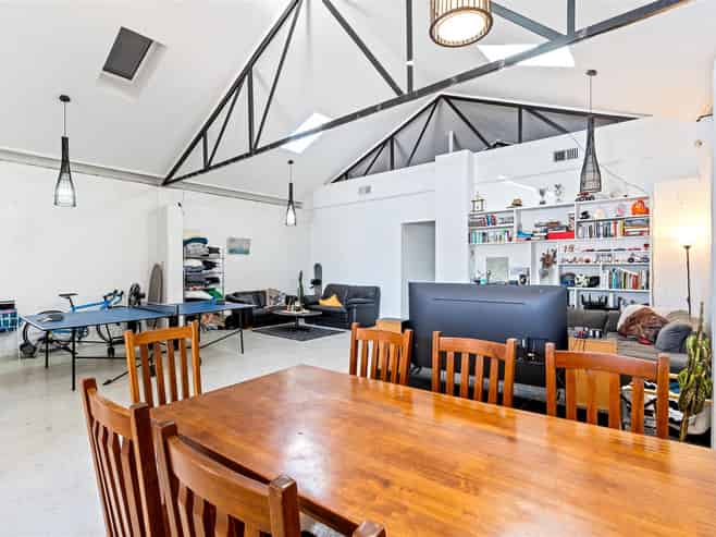 Versatile Te Aro Opportunity