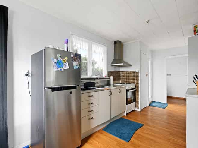 41 Deanwell Avenue, Deanwell