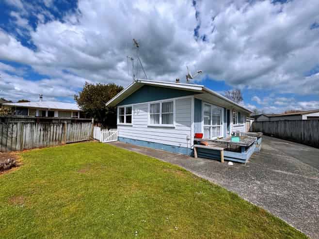 41 Deanwell Avenue, Deanwell