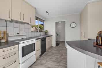 24 Lane Street, Allenton