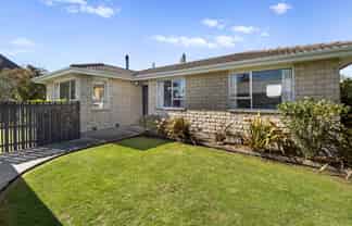 24 Lane Street, Allenton