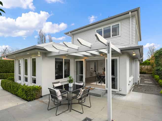 15A Fairfield Road, Fairfield