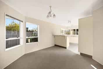 801A River Road, Chartwell