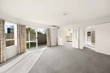801A River Road, Chartwell