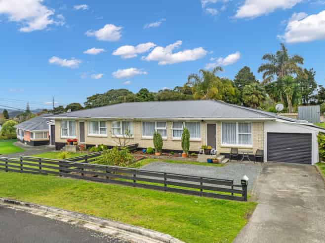 22A&B Tui Crescent, Maunu