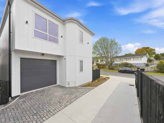Lot 1&2/37 Archmillen Avenue, Pakuranga Heights