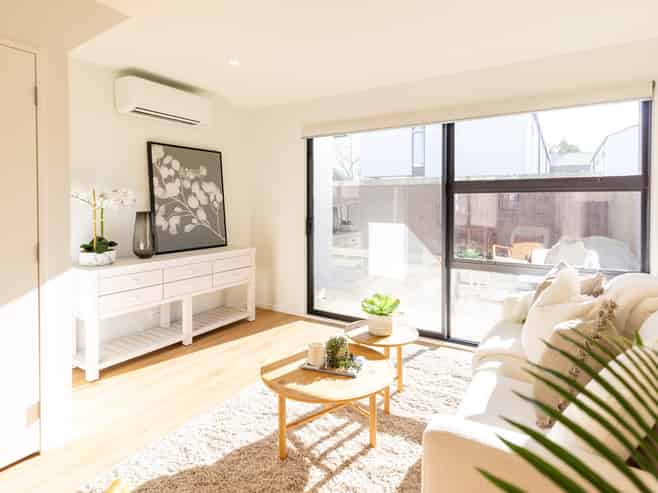 6/55 Stanmore Road, Linwood