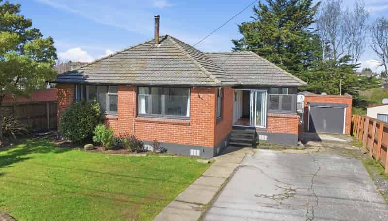 5 Columba Avenue, Calton Hill