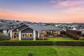 19 Catherine McLean Road, Pukekohe