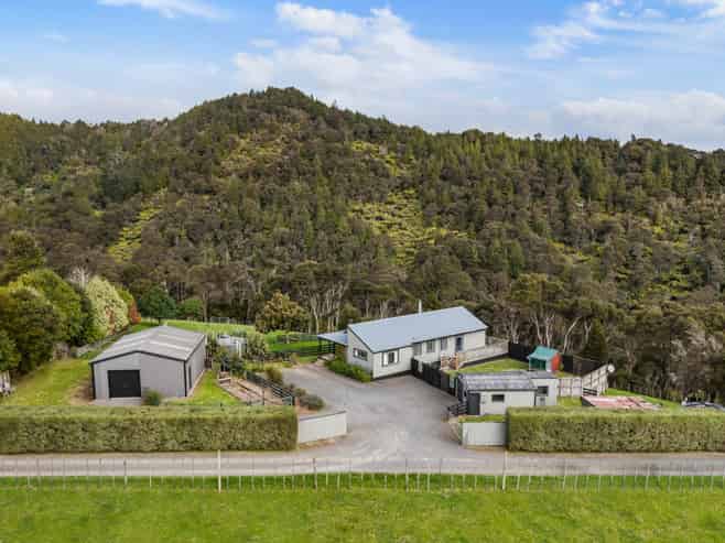 100f Axtens Road, Mangatawhiri