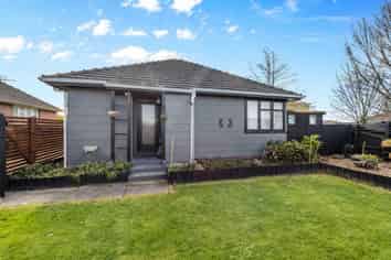 21 Clark Street, Allenton