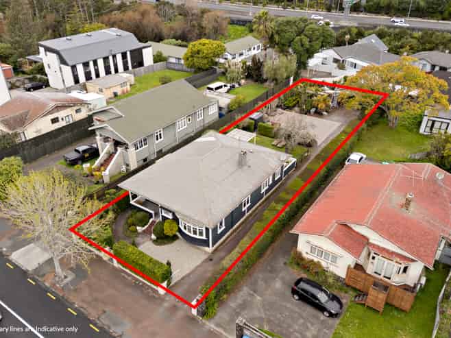 1048 Great North Road, Point Chevalier