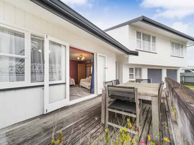 27 Haydon Street, Roslyn