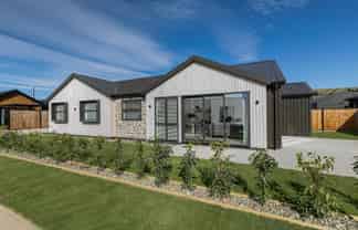 14 Booth Drive, Cromwell