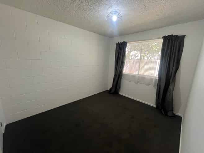 4/1 Torrington Avenue, Hamilton East