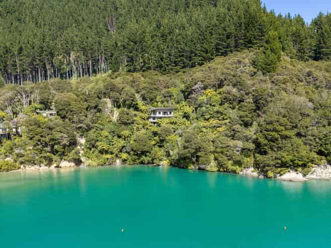 1703 Kenepuru Road, Black Rock