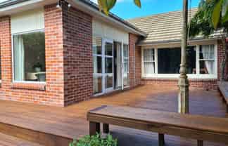 5 Woodford Terrace, Ilam