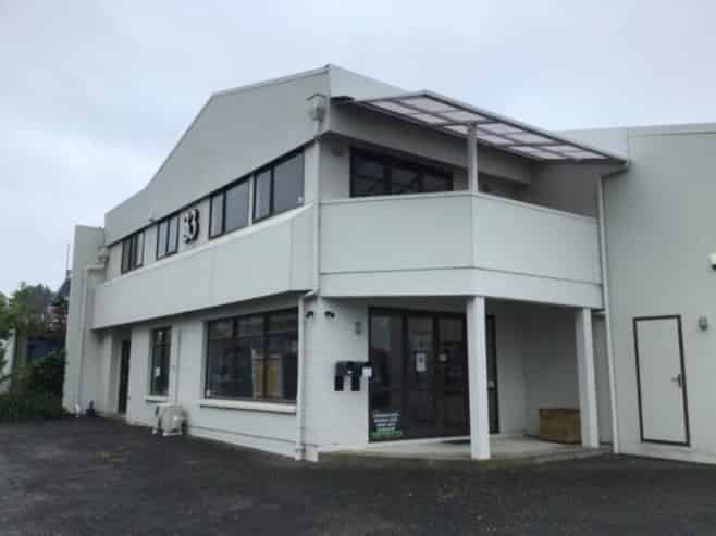 Office and Workshop in Greerton