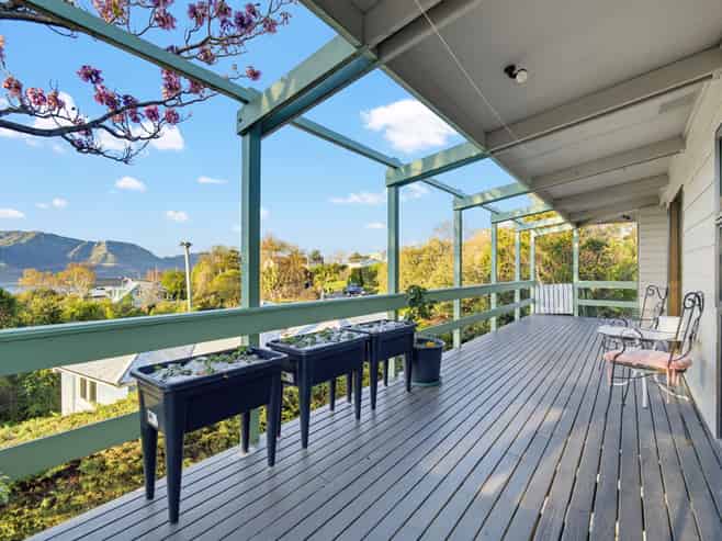 55 Ranui Crescent, Diamond Harbour