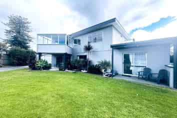 2  Watt Street, Whitianga