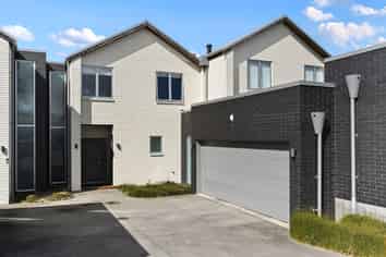 58E Herbert Road, Queenwood