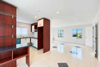 10 Andrusha Place, Flat Bush