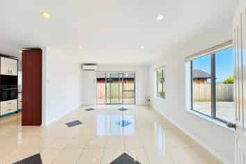 10 Andrusha Place, Flat Bush