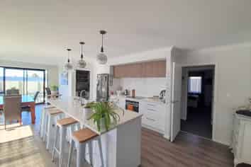 2 Stefanie Way, Omokoroa