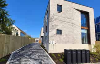 4/4 Hurley Street, Christchurch Central