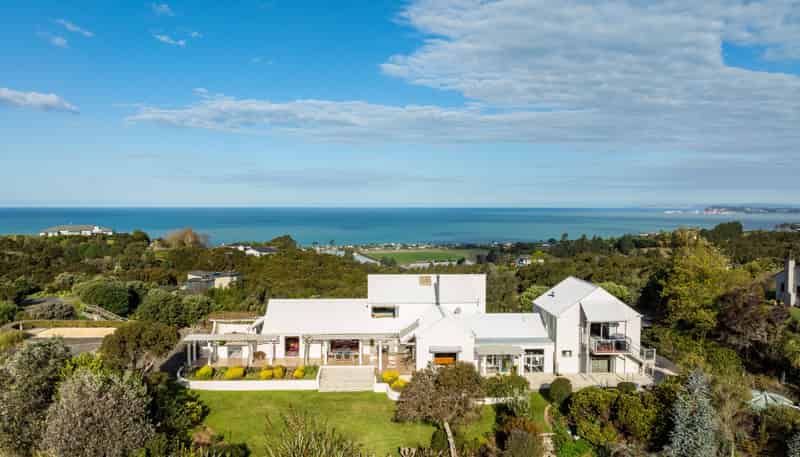 170 Kaimata Road, Bay View