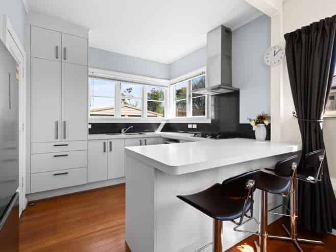 407 Awatea Street, Akina