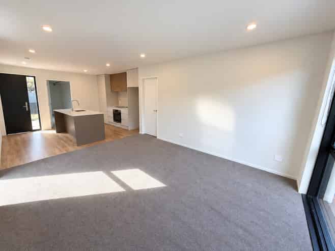 1/739 Gloucester Street, Avonside