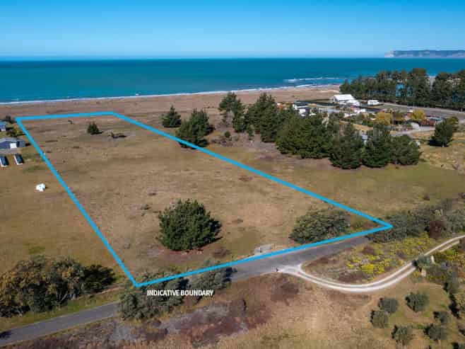 Lot 8 Bay End, Rarangi