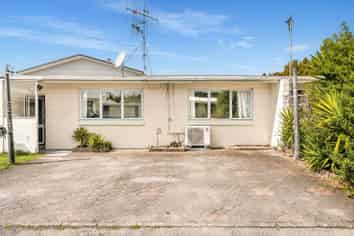 2/92 Ngatai Road, Otumoetai