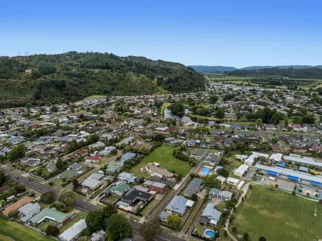 61b Alexander Ave, Whakatane