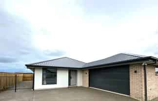 42 Mehrtens Crescent, Woodend