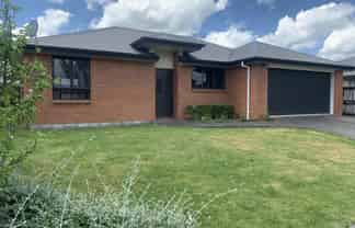 27 Mickelson Avenue, Rototuna
