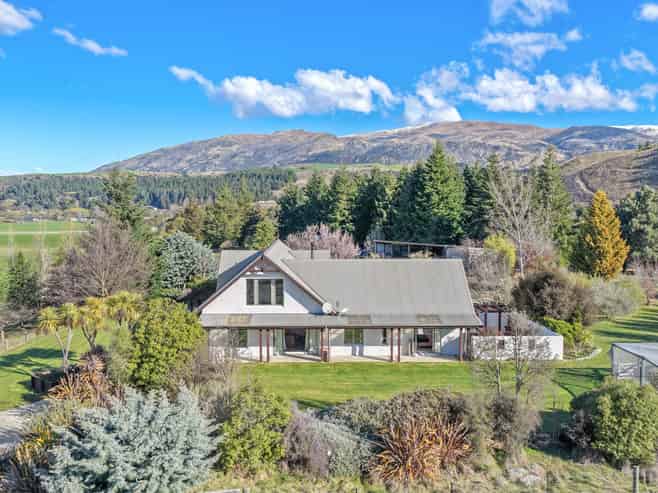 1153 Wanaka-Luggate Highway, Luggate