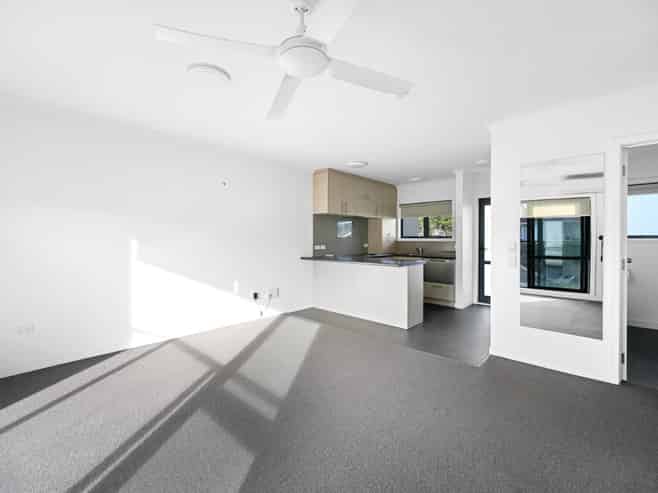 6 Chevalier Court 809 Heaphy Tce, Claudelands