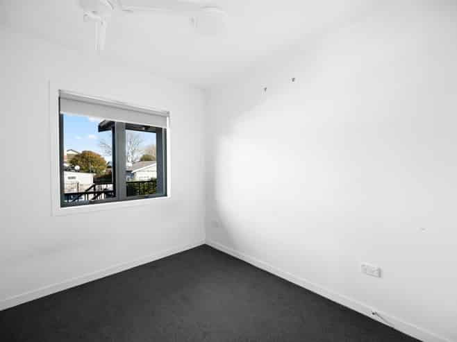 6 Chevalier Court 809 Heaphy Tce, Claudelands