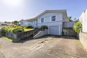 43 Belair Avenue, Blagdon