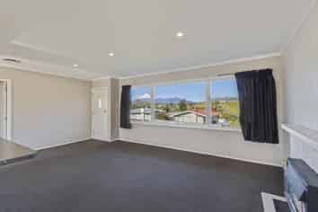 43 Belair Avenue, Blagdon
