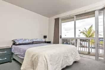84C Michael Jones Drive, Flat Bush