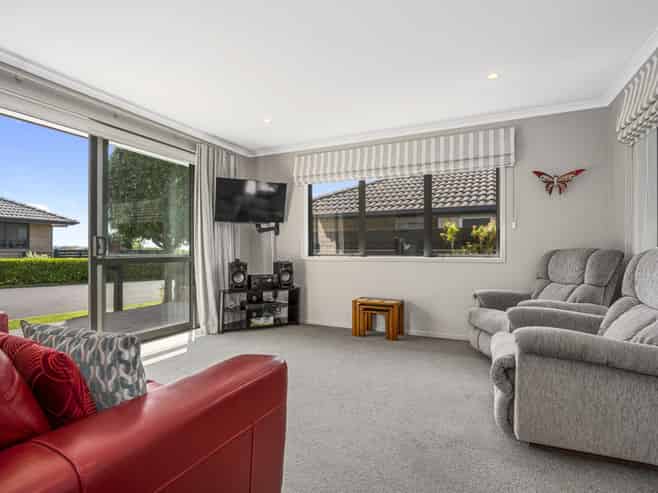 2 Vista Close, Omokoroa