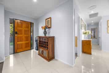 35 Walter Haddrell Crescent, East Tamaki