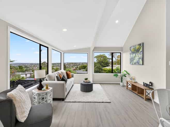 4 Cyclarama Crescent, MASSEY