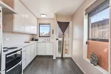 1/6 Washbournes Road, Wigram